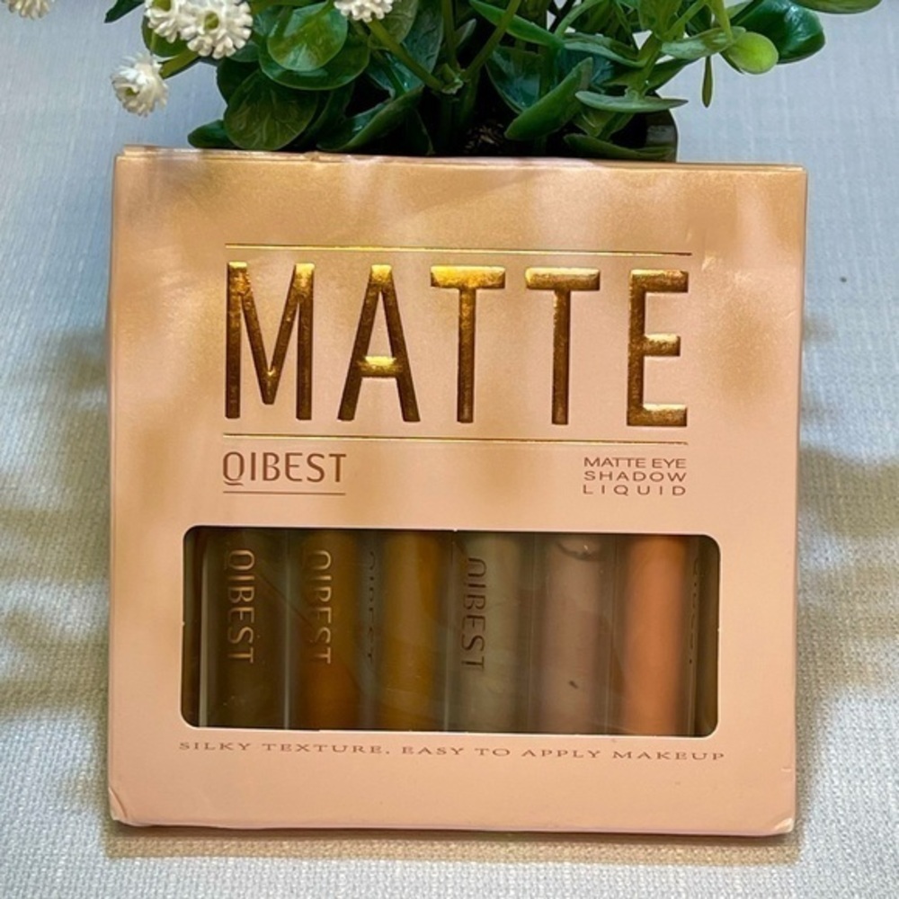 🌸NWT Qibest Matte Liquid Eyeshadow- Set of 8